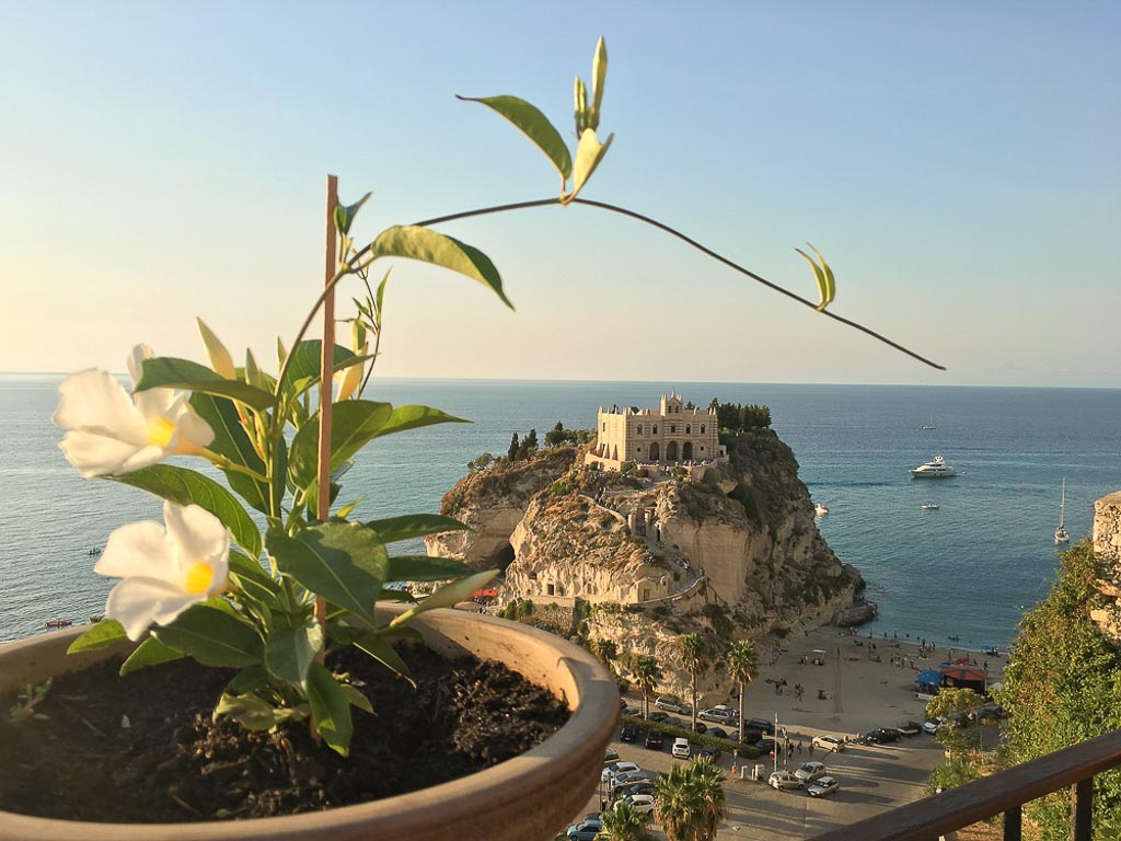 travelling around southern italy