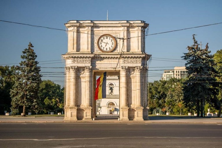 Arc de Triomphe, Arc de Triomphe Chisinau, Chisinau, Moldova, Moldova travel guide