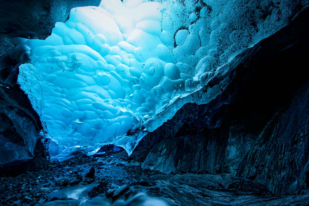Alaska travel guide, Mendenhall Ice Caves, Juneau, Alaska, Mendenhall Glacier, glacier, ice cave