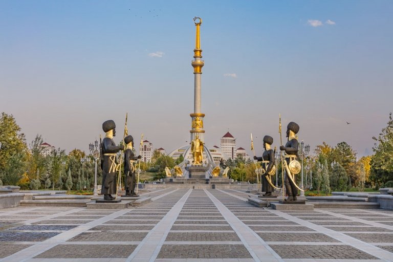 Turkmenistan, Ashgabat, Monument to the Independence of Turkmenistan, Turkmenistan Independence, Independence monument Ashgabat, Independence monument Turkmenistan