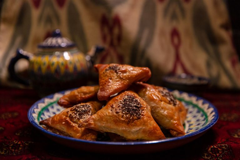 Uzbek Samsa, Samsa, Central Asian food, Uzbek Samsa recipe,