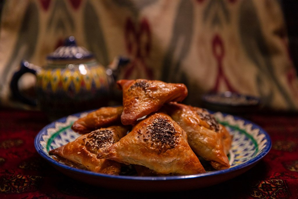 Uzbek Samsa, Samsa, Central Asian food, Uzbek Samsa recipe, Uzbek food