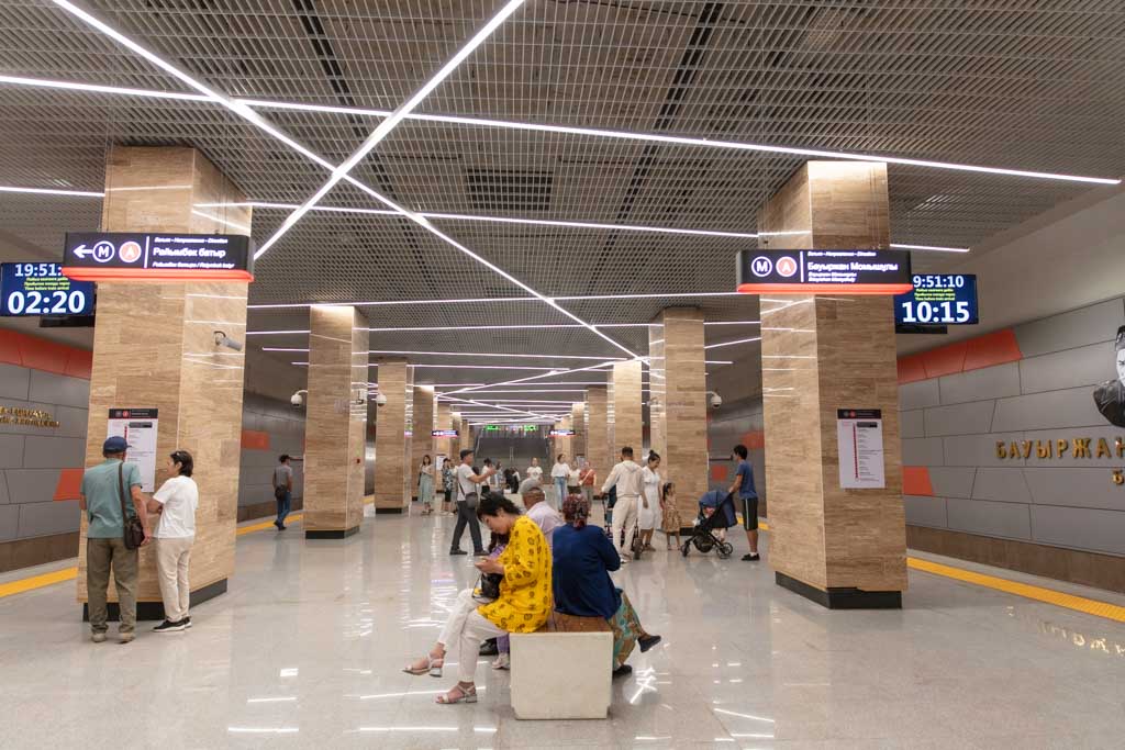 Baurjon Momyshuli Station, Almaty Metro, Almaty, Kazakhstan, Bauyrjon Momyshuli