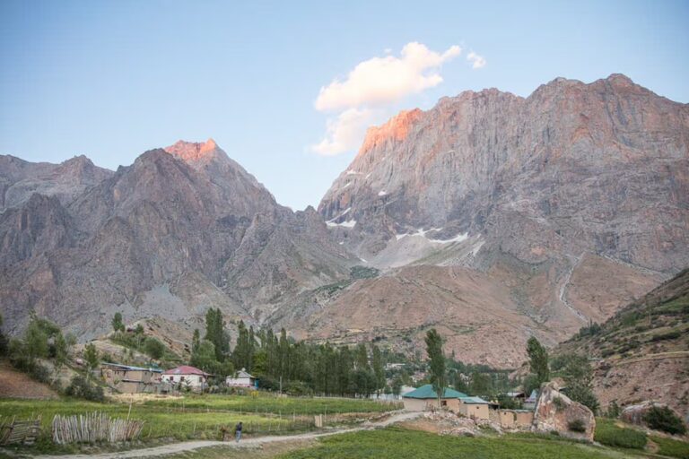 Margib, Yagnob, Yaghnob, Yagnob Valley, Tajikistan, Sughd, Central Asia, Adventures of Nicole
